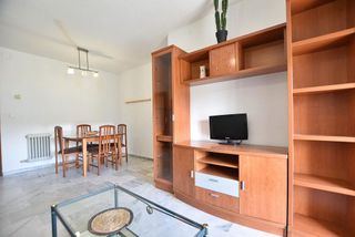 Piso en alquiler en Polígono Cartuja – La Paz en Granada