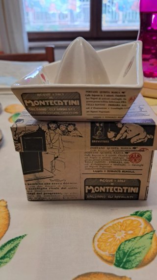 7 Sottobicchieri Legno + Mini Spremiagrumi