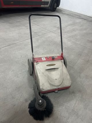 Máquina barredora Eureka
