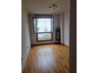 Piso en venta en Pumarín en Gijón