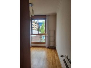 Piso en venta en Pumarín en Gijón