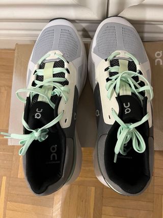 Zapatillas On Running Cloudrunner 2 Wide