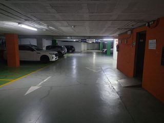 Garaje en alquiler en El Sucre-Universitat en Vic