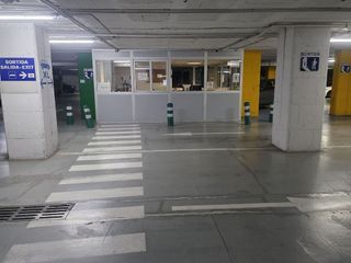 Garaje en alquiler en El Sucre-Universitat en Vic