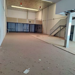 Nave industrial en alquiler en La Paz en Alcalá de Guadaira