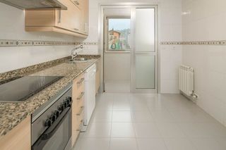 Piso en alquiler en Castiñeiriño - Cruceiro de Sar en Santiago de Compostela