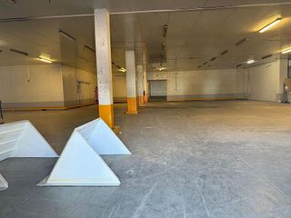 Nave industrial en alquiler en Pedro Salvador - Las Palmeritas en Sevilla