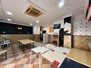 Local comercial en alquiler en La Luz - El Torcal en Málaga
