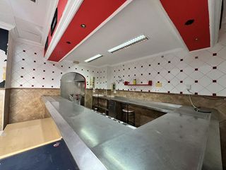 Local comercial en alquiler en La Luz - El Torcal en Málaga