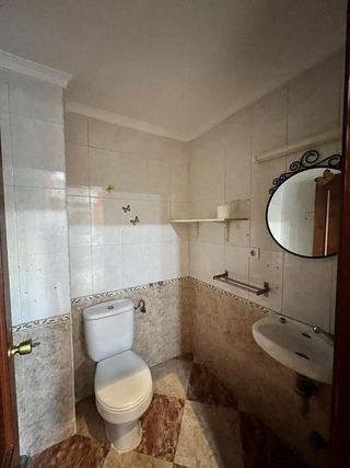 Local comercial en alquiler en La Luz - El Torcal en Málaga