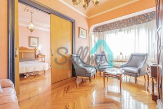 Piso en alquiler en Zona Teatro Campoamor en Oviedo