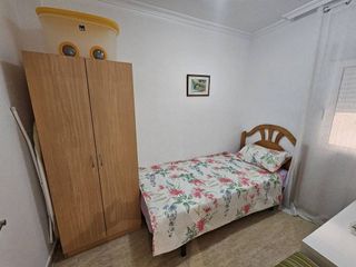 Piso en venta en Juan XXIII en Alicante