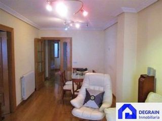 Piso en venta en Santo Domingo en Oviedo