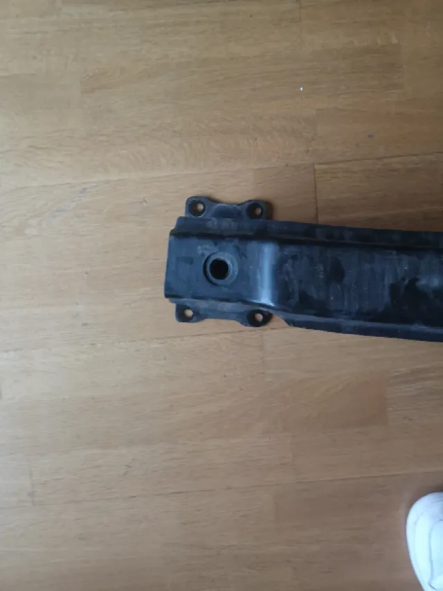 Barra Parachoques Trasera Seat León