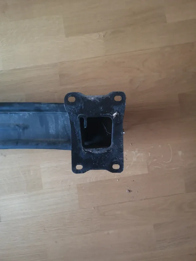 Barra Parachoques Trasera Seat León