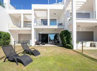 Casa adosada en alquiler en Lomas de Marbella Club - Puente Romano en Marbella