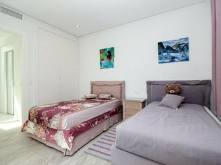 Casa adosada en alquiler en Lomas de Marbella Club - Puente Romano en Marbella