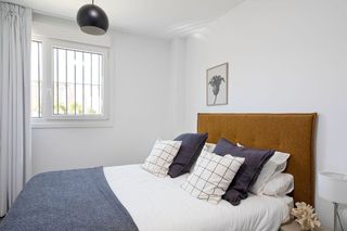 Piso en alquiler en Colores - Entreparques en Sevilla