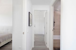 Piso en alquiler en Colores - Entreparques en Sevilla