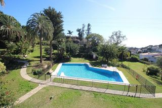 Piso en alquiler en Cerrado Calderón - El Morlaco en Málaga