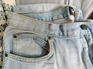 Oferta 3 prendas: 2 jerséis y pantalón Lee
