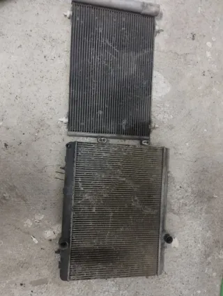 Paragolpes delantero y radiador