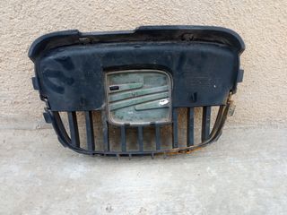 Rejilla frontal Seat Arosa