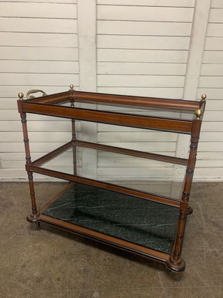 Camarera antigua. Gran calidad.  cristal y marmol