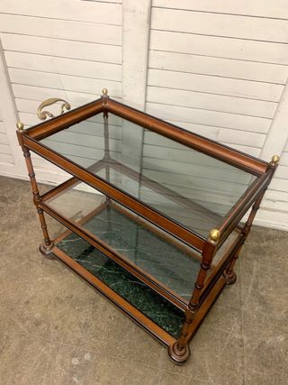 Camarera antigua. Gran calidad.  cristal y marmol