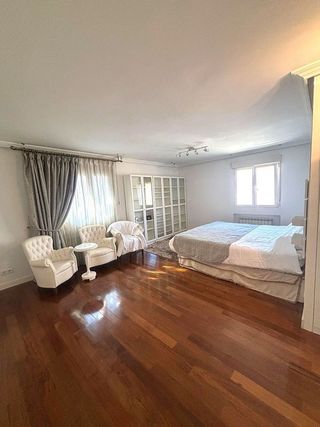 Casa adosada en alquiler en Valdezarza en Madrid