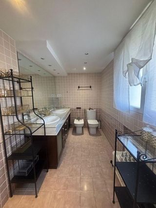 Casa adosada en alquiler en Valdezarza en Madrid