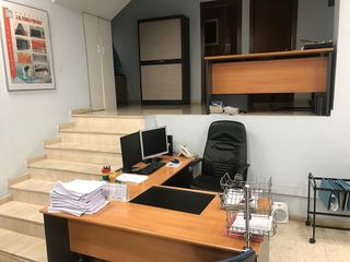 Local comercial en venta en La Maternitat i Sant Ramon en Barcelona