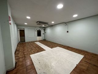 Local comercial en venta en Molins de Rei