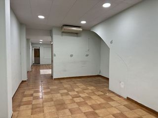 Local comercial en venta en Molins de Rei
