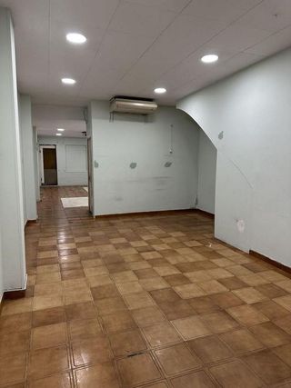 Local comercial en venta en Molins de Rei