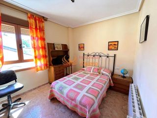 Chalet en venta en Centro en Cáceres