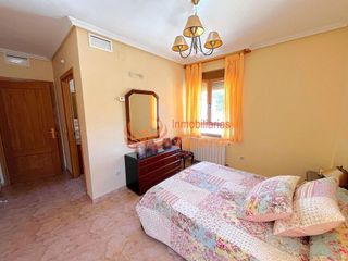 Chalet en venta en Centro en Cáceres