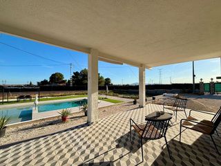 Chalet en venta en La Algoda - Matola - El Pla en Elche