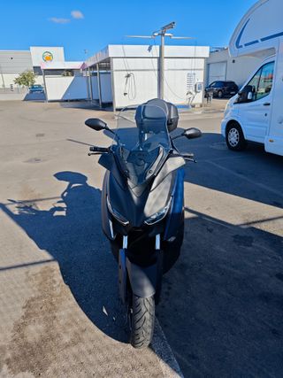 Yamaha X-MAX 300 (2019) 25.700km