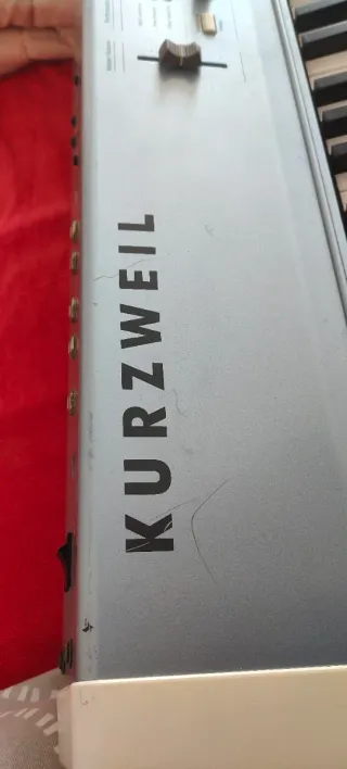 Kurzweil SP3X Piano Sintetizador + Caja