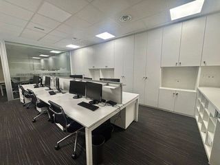 Local comercial en alquiler en Avda Europa - San Antón en Toledo