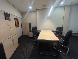 Local comercial en alquiler en Avda Europa - San Antón en Toledo