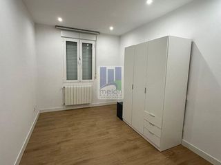 Piso en alquiler en Plaza España - Villa Pilar - Reyes Católicos - Vadillos en Burgos