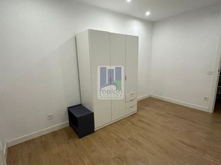 Piso en alquiler en Plaza España - Villa Pilar - Reyes Católicos - Vadillos en Burgos