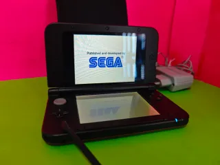 Nintendo 3DS XL Roja + Juego