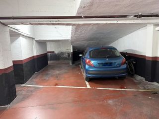 Garaje en venta en Palacio en Madrid