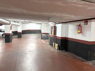 Garaje en venta en Palacio en Madrid