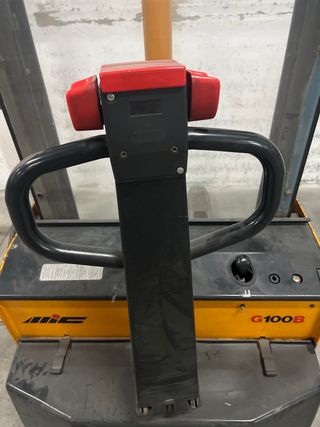 Carretilla elevadora G100B
