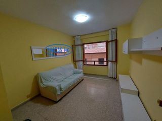 Piso en venta en Carolinas Bajas en Alicante