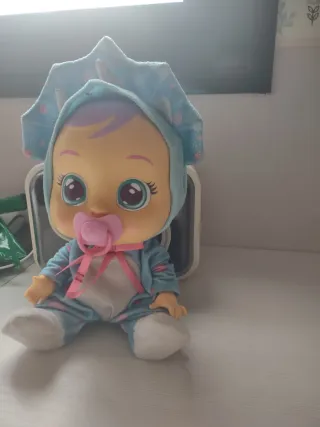 Muñeca Bebé Llorón Tina